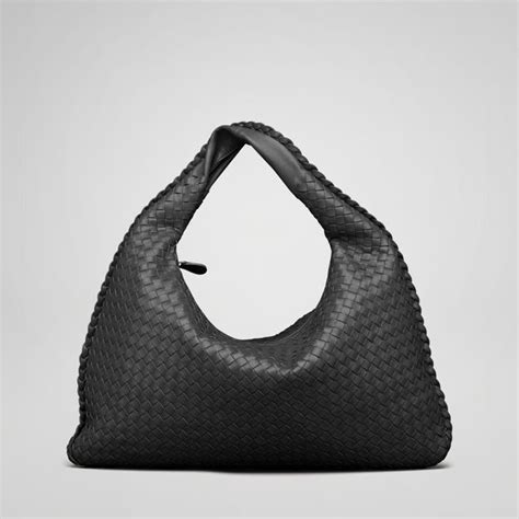 which is better to buy bottega veneta or chanel|bottega veneta bag review.